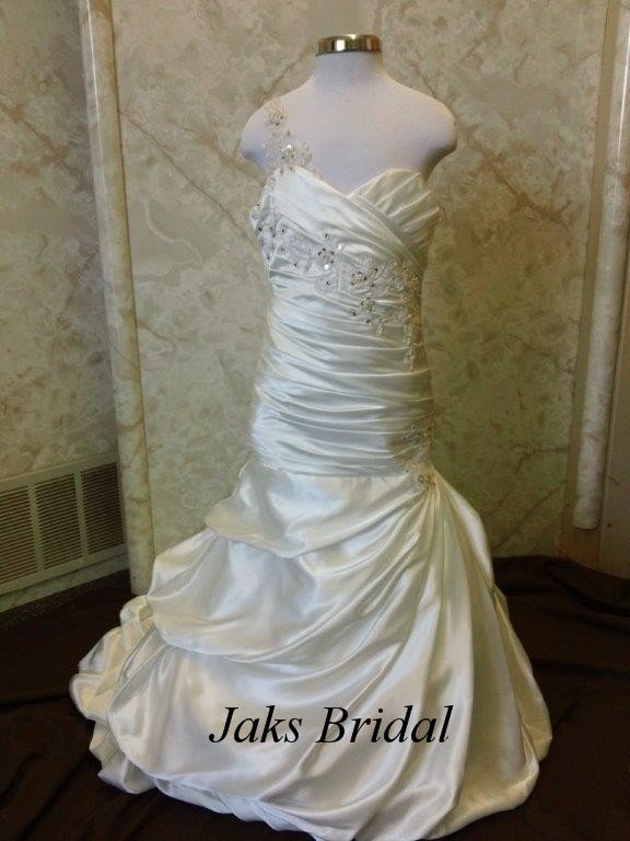 one shoulder lace strap dress